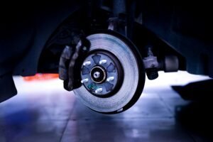 Read more about the article How Do Car Brakes Work? A Simple Guide